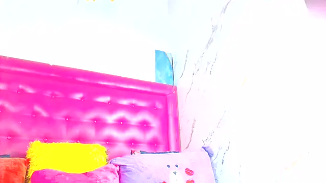 LoloQueen5 stripchat live cam model