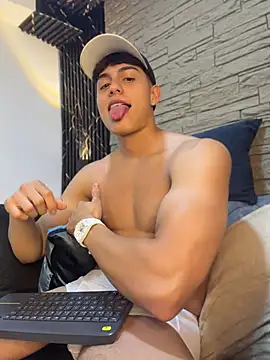 Lander_Cruz stripchat live cam model