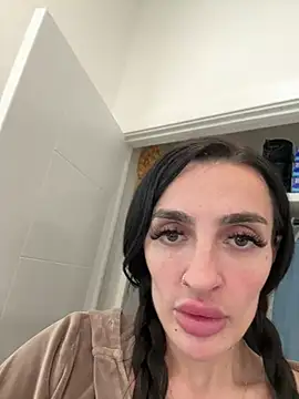 Lexiiskyyxo stripchat live cam model