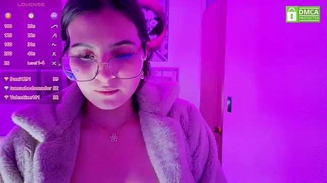 Destiny_A stripchat live cam model