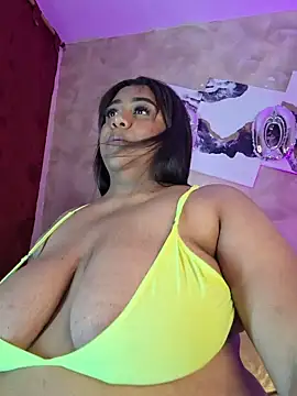 BiancaFollerach stripchat live cam model
