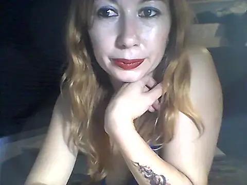 Olesja stripchat live cam model