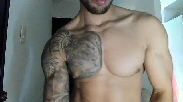 ThiagoLugo stripchat live cam model