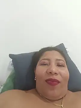 LeizaMagnus stripchat live cam model