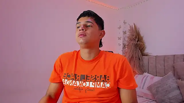Adrian_Prime_ stripchat live cam model