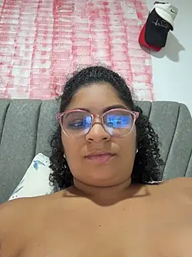 Tana_latin1- stripchat live cam model