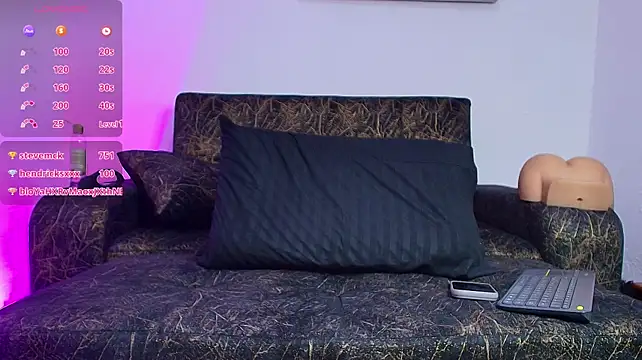 BrayaanFit stripchat live cam model