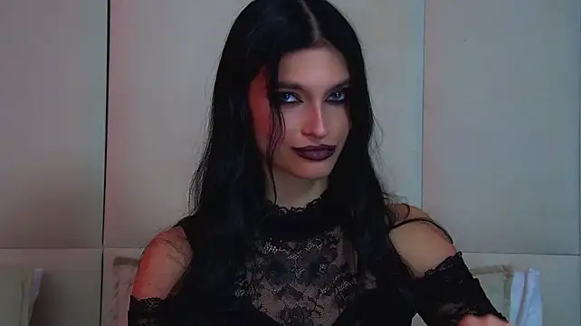 BeverlyMost stripchat live cam model