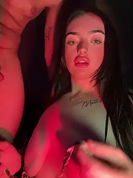 siennalovers stripchat live cam model