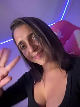 Aliciia777 stripchat live cam model