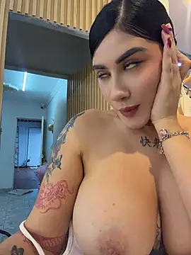 clarachanelricek stripchat live cam model