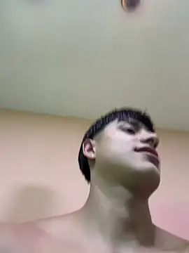 Lander_Cruz stripchat live cam model
