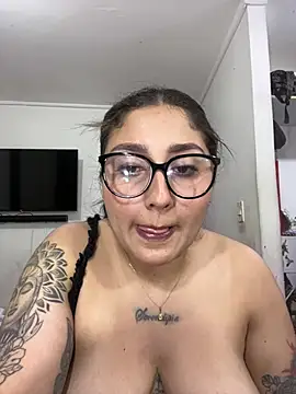 croftsmila stripchat live cam model