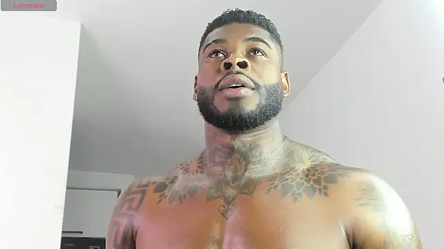 Makonneen stripchat live cam model