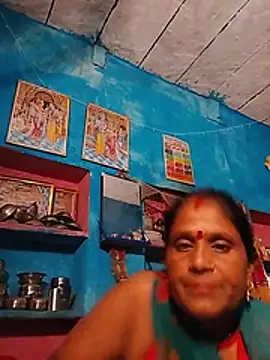 Trisha_sharmaa stripchat live cam model