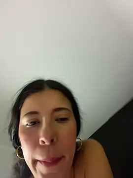 lovelygirlEva stripchat live cam model