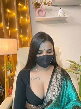 its_ur_flora stripchat live cam model