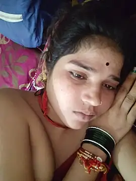 Mahek_-Love143 stripchat live cam model