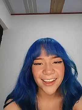 mistyyblue stripchat live cam model