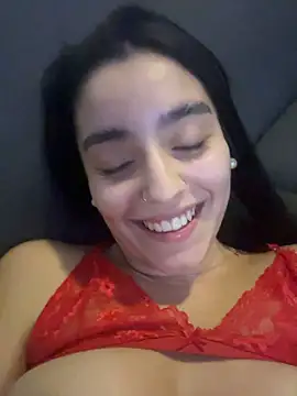 Belle_Lea stripchat live cam model