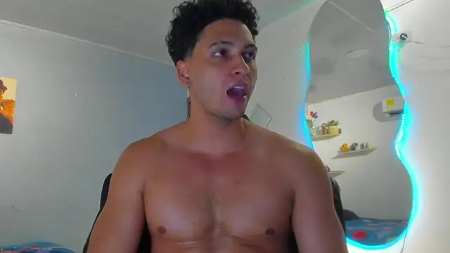 Kris_Khalifa69 stripchat live cam model