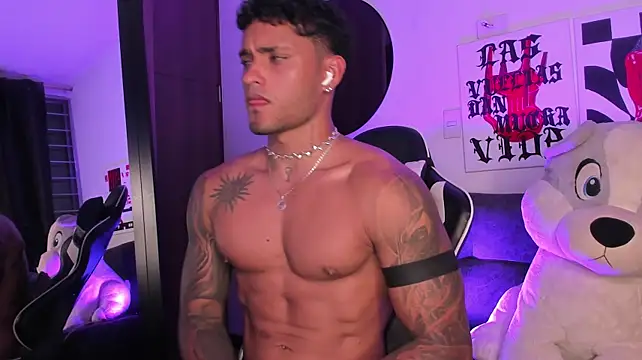 Alessandro_Vanni stripchat live cam model
