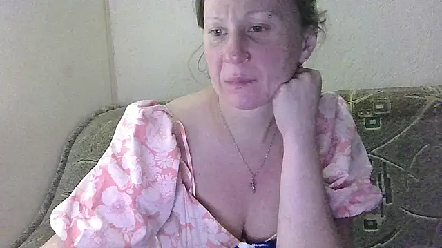 DomixDomi stripchat live cam model