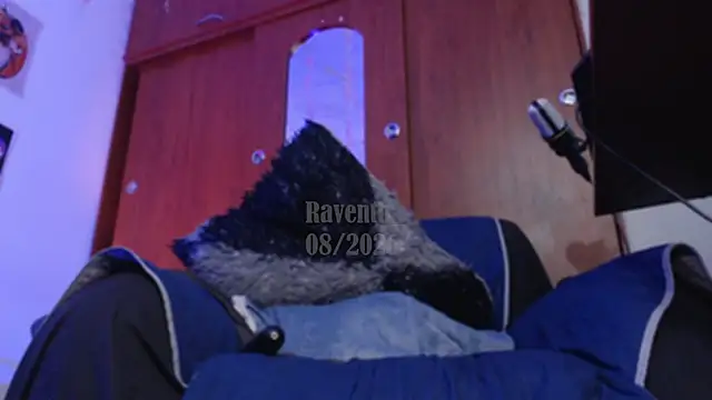 Raventh_ stripchat live cam model