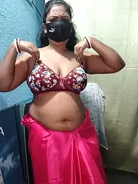Mis-maya stripchat live cam model