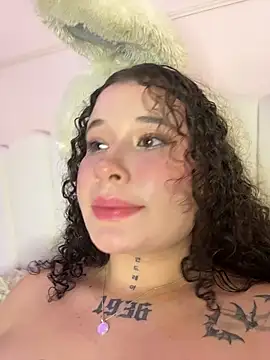 Doll_Ivy stripchat live cam model