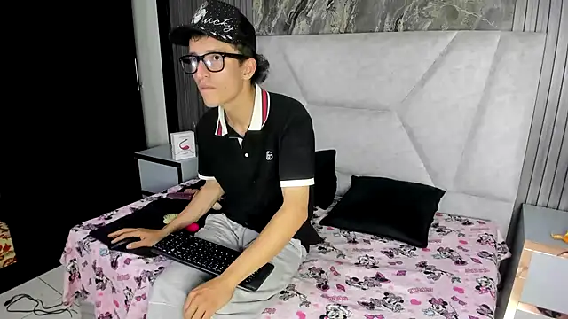 SummerAndErick_HL stripchat live cam model