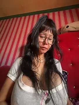 sweetieme stripchat live cam model
