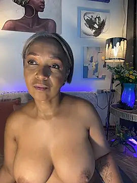 skarlleth_11 stripchat live cam model