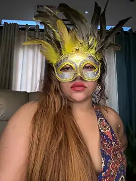 Zaralanson stripchat live cam model