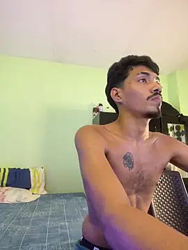 MykeColHot stripchat live cam model