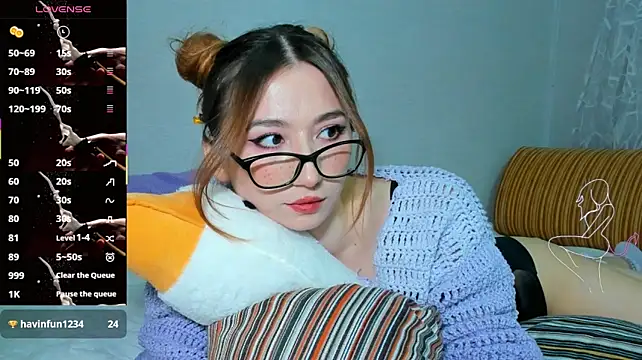 Karendavis_666 stripchat live cam model
