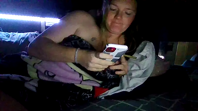 Kinkycpl_69 stripchat live cam model