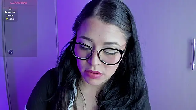 LuisaGranados stripchat live cam model