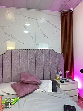 Samantta_606 stripchat live cam model