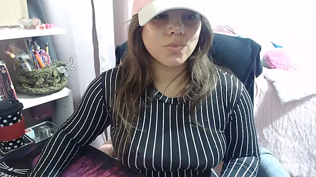KatteAngelLat stripchat live cam model