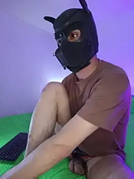 LuckyMarks stripchat live cam model