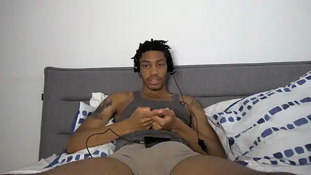 BlackBullTitus stripchat live cam model