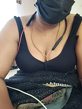 tamilammu1431 stripchat live cam model