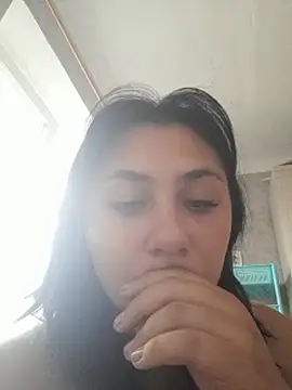 madinaStar stripchat live cam model