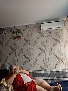 MartaMia68 stripchat live cam model