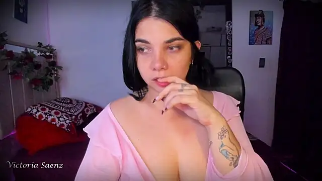 victoriaasaenz_ stripchat live cam model