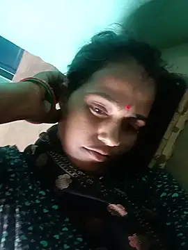 Riyanshi67A stripchat live cam model