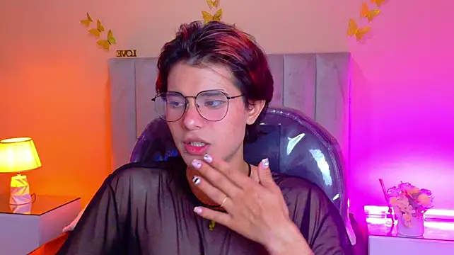 Derek_Sinn stripchat live cam model