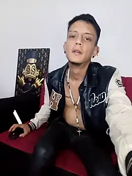 andrewcoopper1 stripchat live cam model