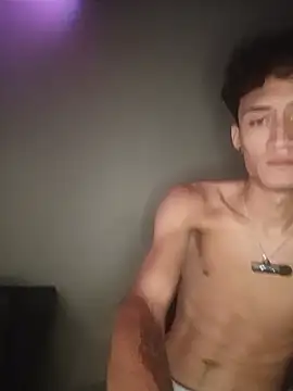 GKeJaviw stripchat live cam model